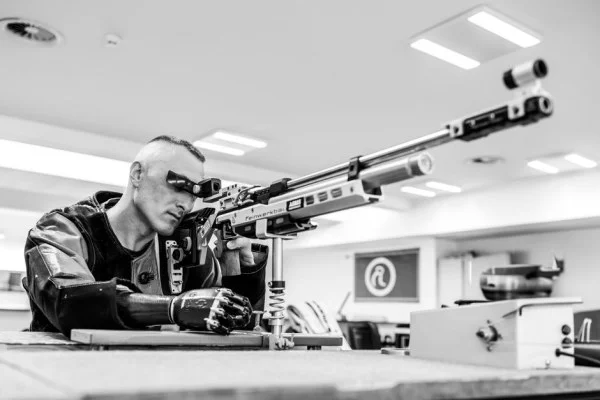 盛李豪射击世界杯总决赛破世界纪录 中国步枪新王正式登基的夜晚